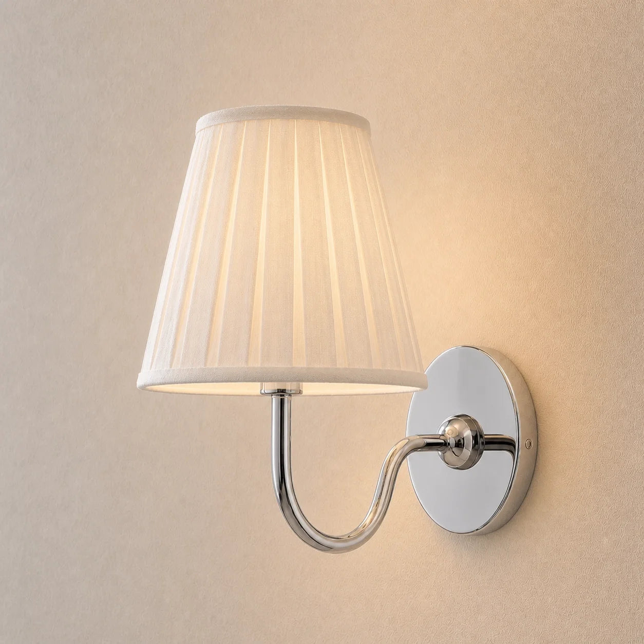 Classic Vintage Linen Pleated Shade Wall Light