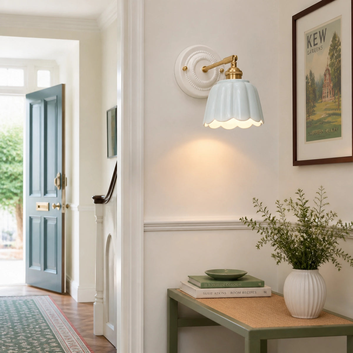 Modern Cottage Ceramic Flower Wall Sconce
