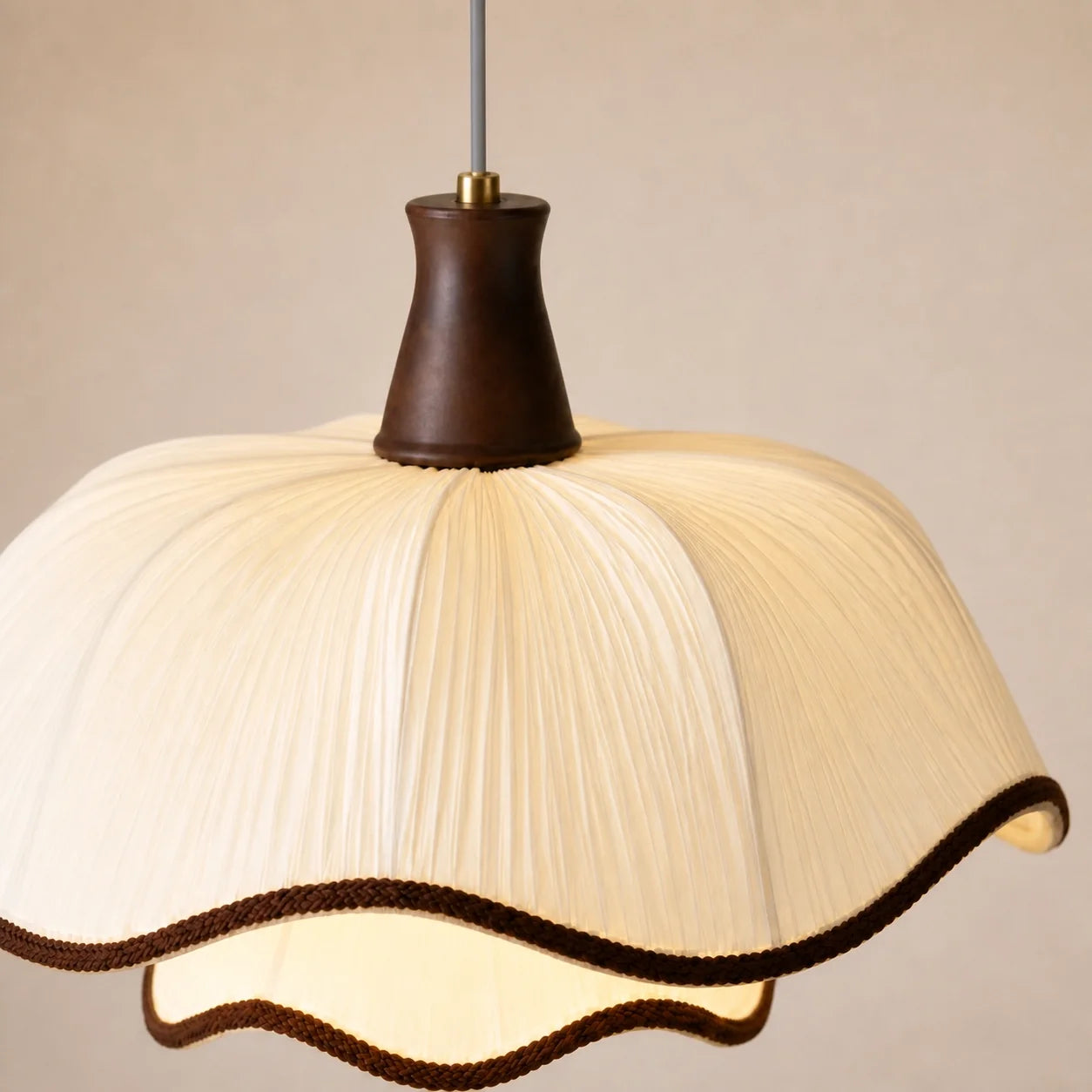 Modern Cream Scalloped Pleated Fabric Pendant Light