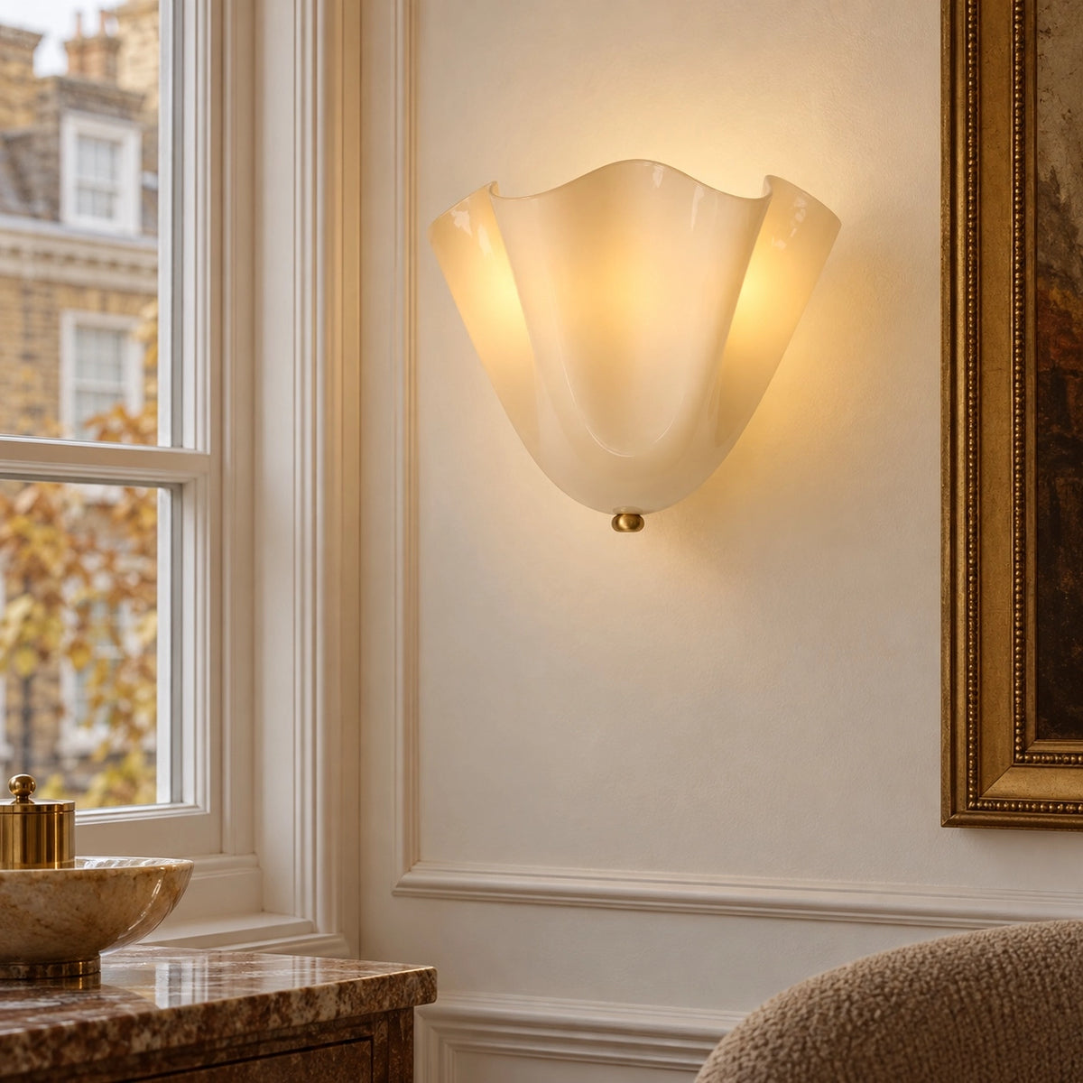 Petalia Retro Art Deco Shell Glass Wall Light