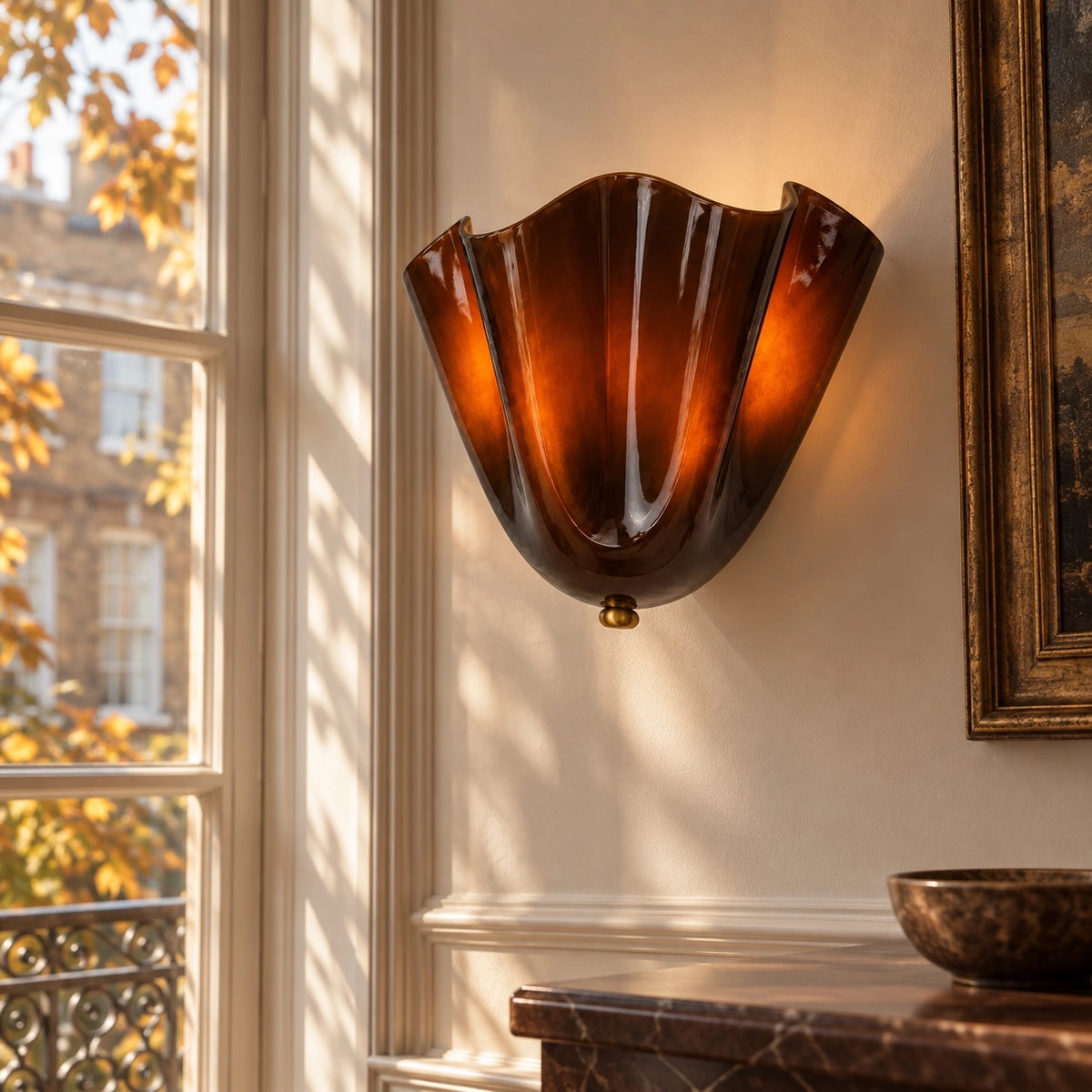 Petalia Retro Art Deco Shell Glass Wall Light