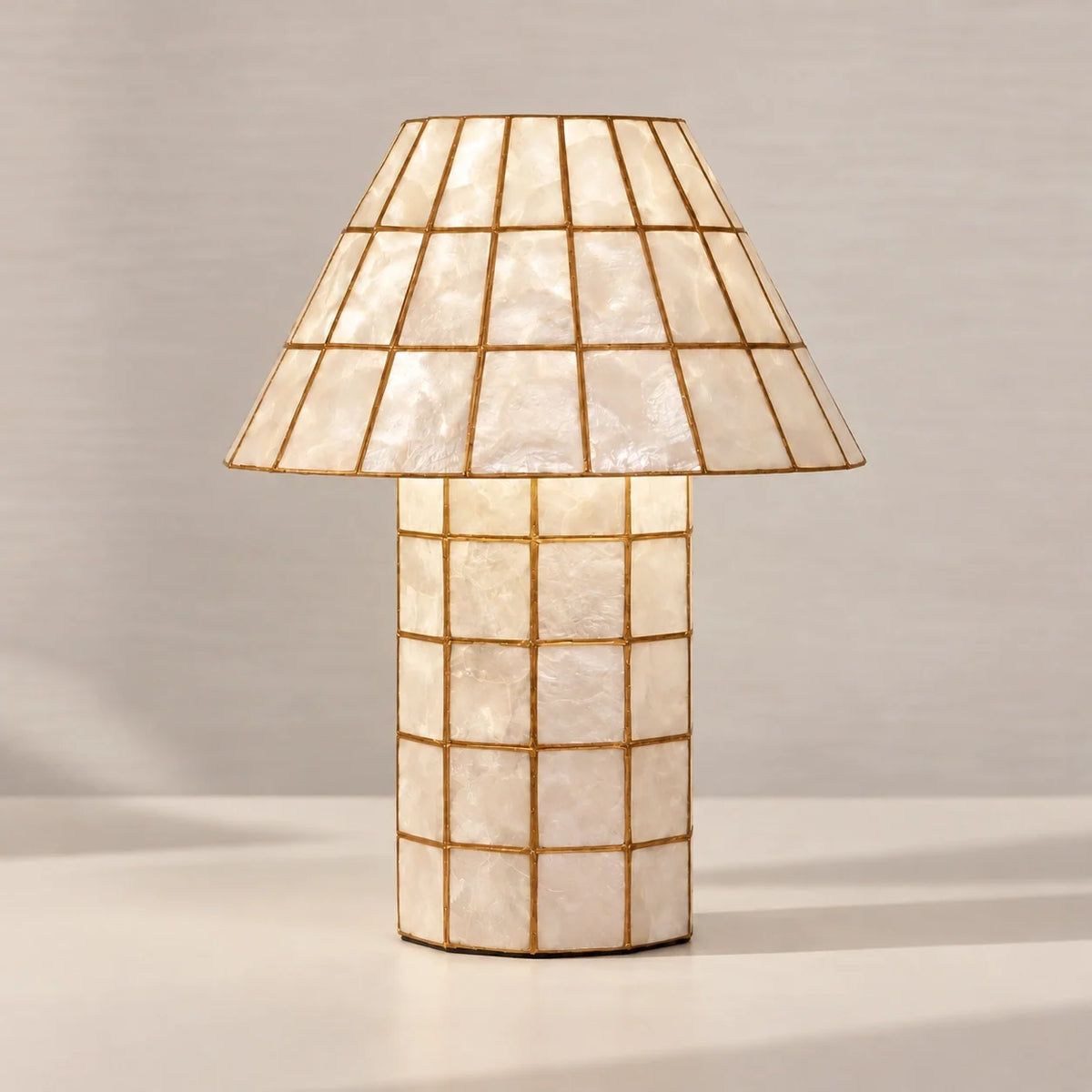 Vintage Handmade Capiz Shell Table Lamp