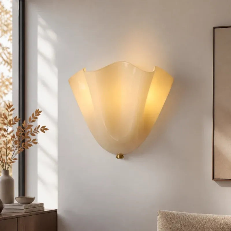 Petalia Retro Art Deco Shell Glass Wall Light