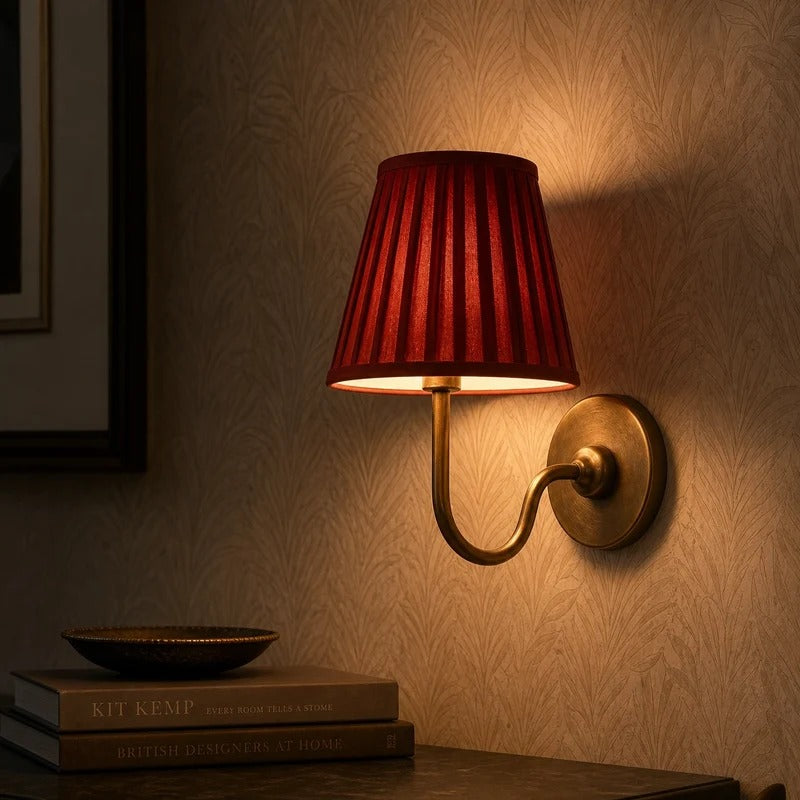 Retro Luxury Linen Pleated Brass Wall Sconce